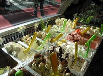怡特浓冰淇淋加盟店